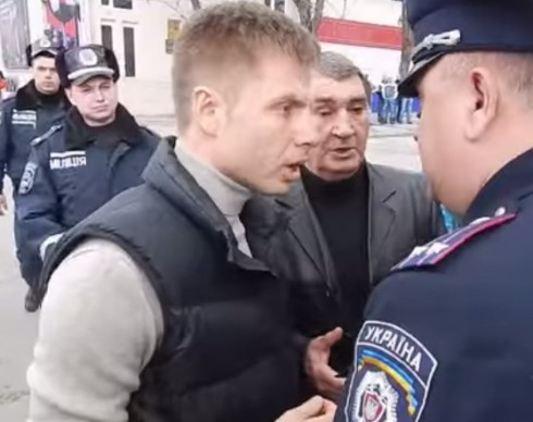 Нахождение Гончаренко в отделе полиции (Видео)